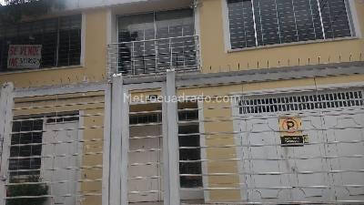 Casa de 5 alcobas en venta en Las Castellana, Bogotá, 374 m² · foto 9 de 20