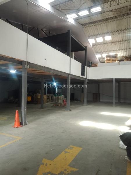 Bodega en Arriendo, CENTRO FONTIBON, Bogotá D.C. - Widok 2