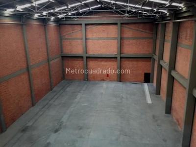 Bodega en Arriendo, MONTEVIDEO, Bogotá D.C.