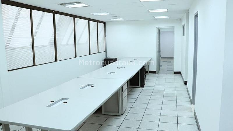 Oficina en Venta, CHAPINERO CENTRAL, Bogotá D.C. - Más