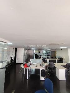 Office for rent in QUINTA CAMACHO, Bogotá