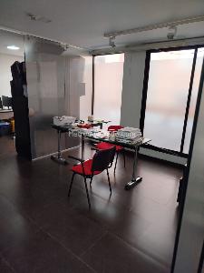 Office for rent in CLL 90 CR 18, Bogotá