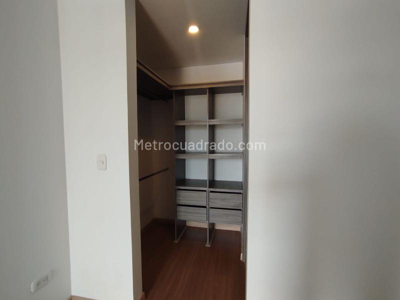 Piso – Cajicá, Calahorra - Más