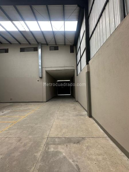 Bodega en Arriendo, CANELON, Cajicá - Más
