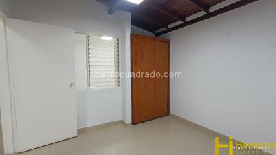 Casa de 3 alcobas en arriendo en Suramericana, Medellín, 200 m² · foto 13 de 20