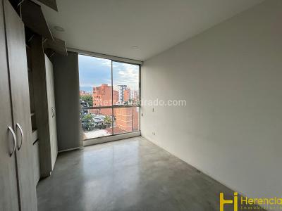 Apartaestudio en arriendo en Laureles, Medellín · foto 3 de 12