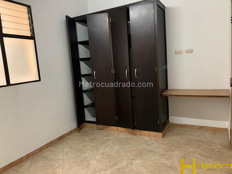 Beautiful 2BR Apartment in Suramericana - 6