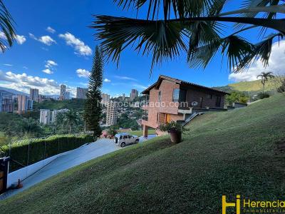 Casa de 5 alcobas en venta en La Doctora, Sabaneta, 1200 m² · foto 2 de 20