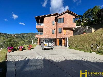 Casa de 5 alcobas en venta en La Doctora, Sabaneta, 1200 m² · foto 8 de 20