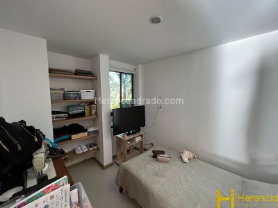 Casa de 5 alcobas en venta en La Doctora, Sabaneta, 1200 m² · foto 11 de 20