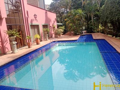 Casa de 4 alcobas en venta en El Poblado, Medellín, 450 m² · foto 3 de 20