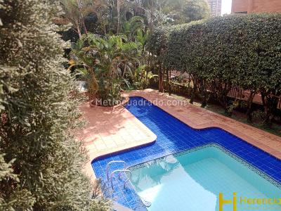 Casa de 4 alcobas en venta en El Poblado, Medellín, 450 m² · foto 6 de 20