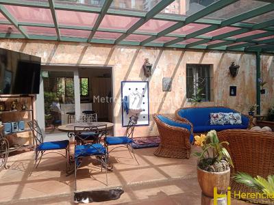 Casa de 4 alcobas en venta en El Poblado, Medellín, 450 m² · foto 7 de 20