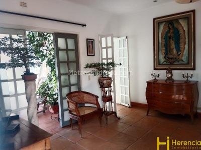 Casa de 4 alcobas en venta en El Poblado, Medellín, 450 m² · foto 16 de 20