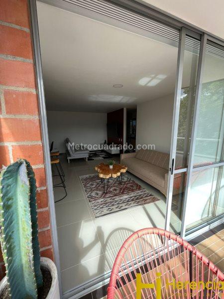 Furnished 3BR Apartment Near Mall in El Poblado