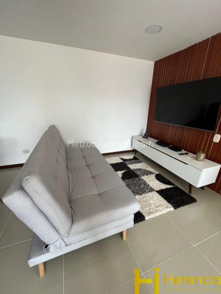 Apartamento amoblado de 3 Alcobas cerca al centro comercial en El Poblado - 4