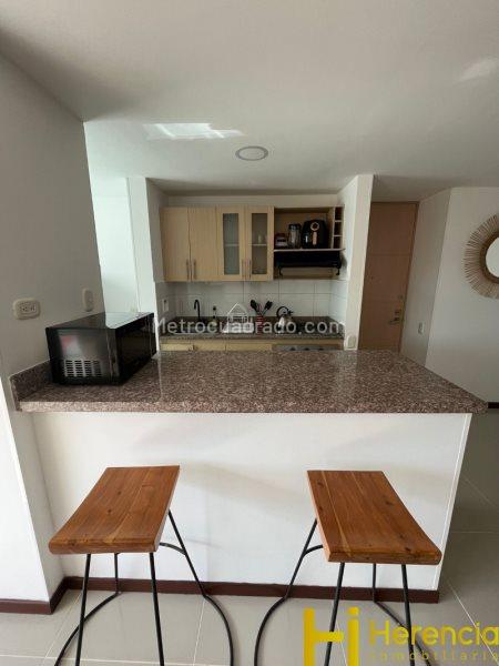 Apartamento amoblado de 3 Alcobas cerca al centro comercial en El Poblado - 5