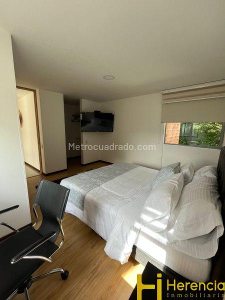 Apartamento amoblado de 3 Alcobas cerca al centro comercial en El Poblado - 6