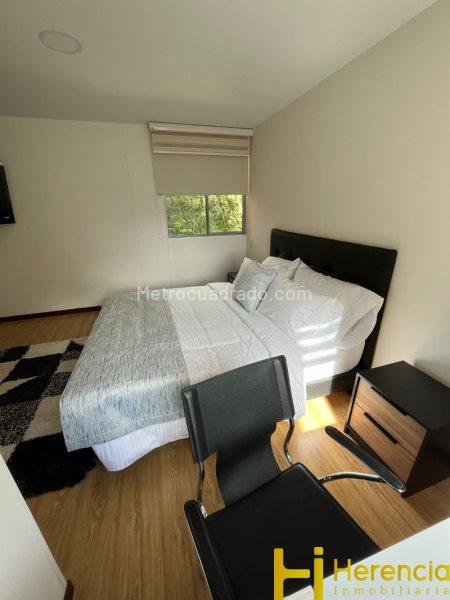 Apartamento amoblado de 3 Alcobas cerca al centro comercial en El Poblado - 9