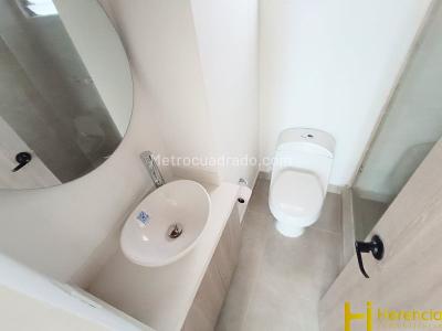 Apartamento de 3 alcobas en venta en Belen, Medellín, 82 m² · foto 8 de 20
