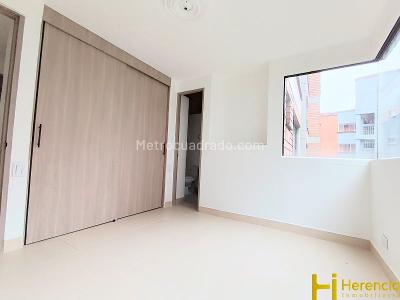 Apartamento de 3 alcobas en venta en Belen, Medellín, 82 m² · foto 10 de 20