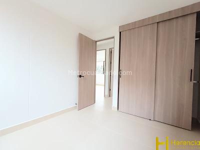 Apartamento de 3 alcobas en venta en Belen, Medellín, 82 m² · foto 14 de 20
