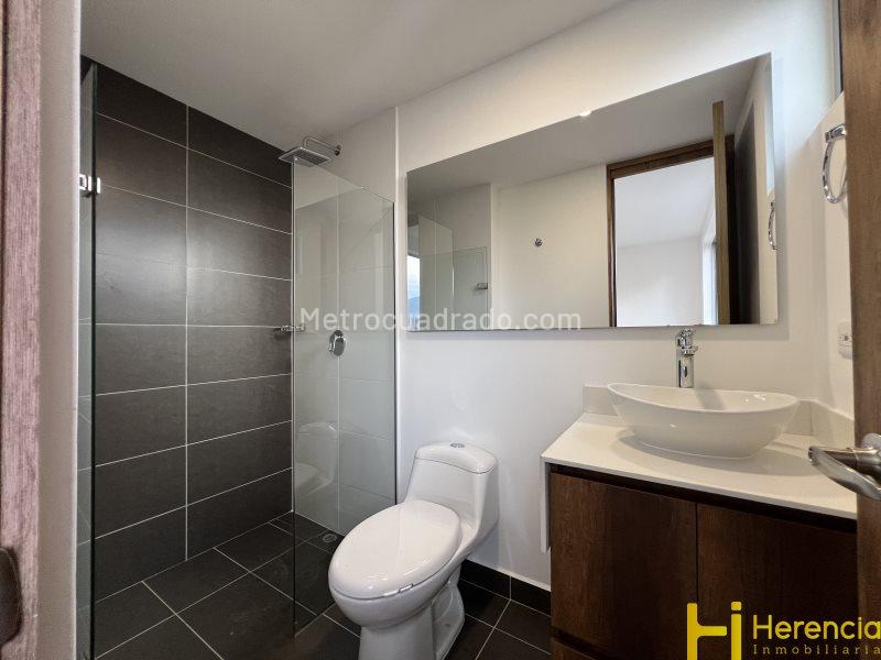 New 2BR Apartment with 2 Balconies in Ciudad del Río - 9