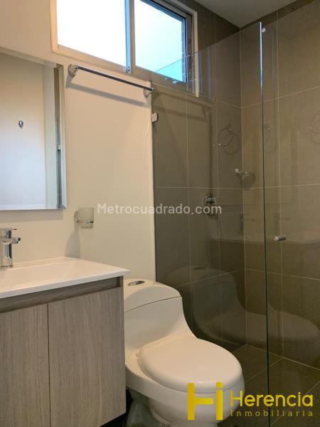 Charming 2BR Apartment near UPB - 5