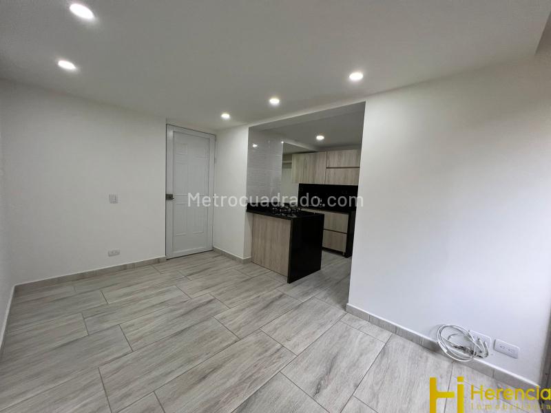 Apartamento en Arriendo de 3 Alcobas en Robledo Pajarito (48 m²)