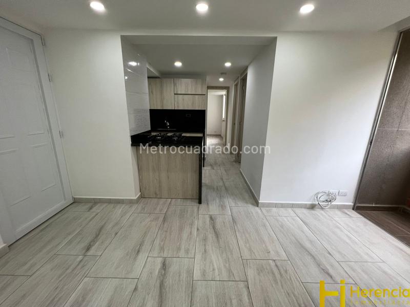 3BR Apartment for Rent in Robledo Pajarito (48 m²) - 3