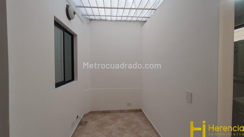 Versatile 4BR House in La Floresta - 7