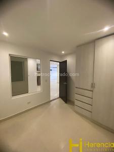 Apartamento de 4 alcobas en venta en Los Colores, Medellín, 130 m² · foto 11 de 20