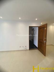 Apartamento de 4 alcobas en venta en Los Colores, Medellín, 130 m² · foto 16 de 20