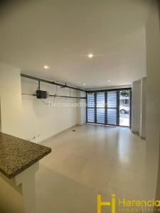 Apartamento de 4 alcobas en venta en Los Colores, Medellín, 130 m² · foto 18 de 20