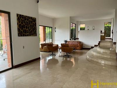 Casa de 4 alcobas en arriendo en Los Balsos Nro 2, Medellín, 378 m² · foto 6 de 20