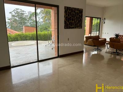 Casa de 4 alcobas en arriendo en Los Balsos Nro 2, Medellín, 378 m² · foto 7 de 20