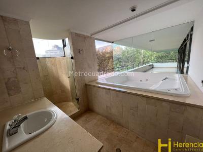 Apartamento en venta en El Poblado, Medellín · foto 14 de 20