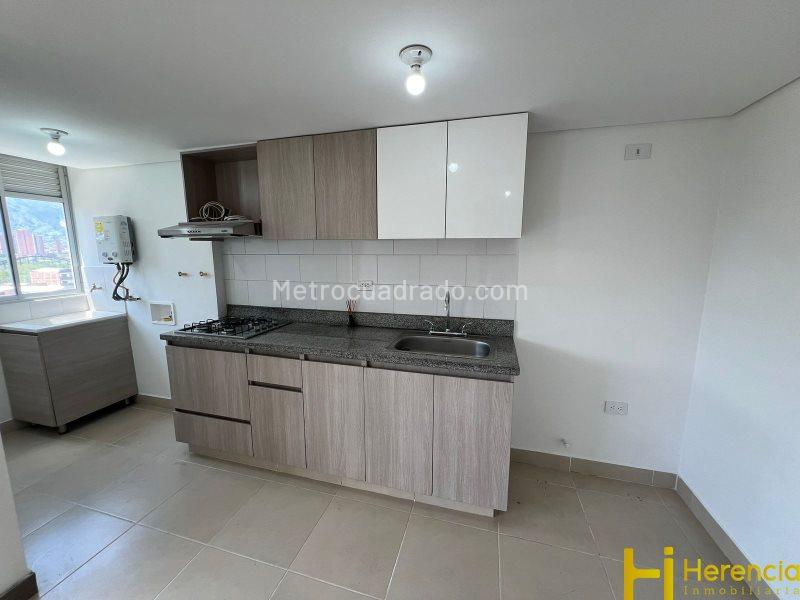 2BR Apartment in Machado (70 m²) - 3