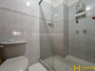 Apartamento de 5 alcobas en venta en Laureles, Medellín, 205 m² · foto 17 de 20