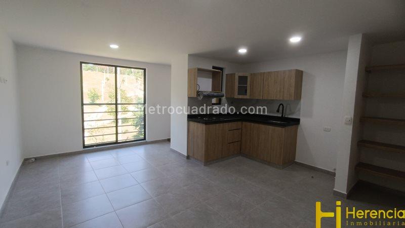 Apartamento de 2 Alcobas en Belén Rincón con Parqueadero
