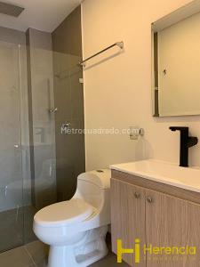 Apartamento en arriendo en Laureles, Medellín · foto 11 de 12