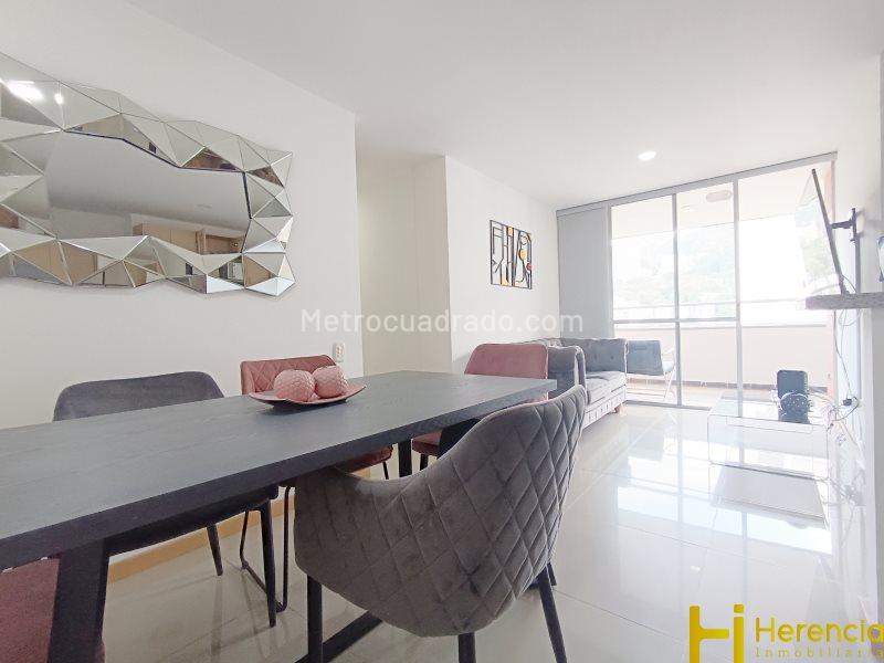 Apartamento Amoblado de 3 Alcobas en El Poblado (Las Palmas) - 4