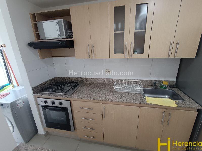 Apartamento Amoblado de 3 Alcobas en El Poblado (Las Palmas) - 8