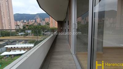 Apartamento en venta en Altos Del Poblado, Medellín · foto 4 de 20