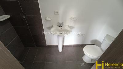 Apartamento en venta en Altos Del Poblado, Medellín · foto 12 de 20