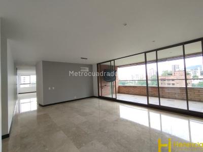 Apartamento de 3 alcobas en arriendo en Alejandria, Medellín, 143 m² · foto 2 de 10