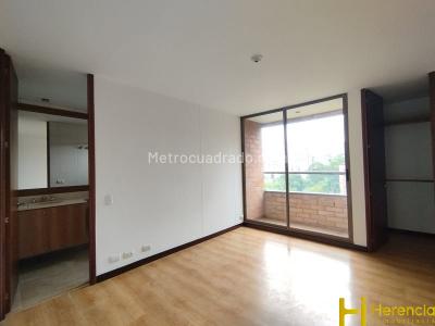 Apartamento de 3 alcobas en arriendo en Alejandria, Medellín, 143 m² · foto 4 de 10