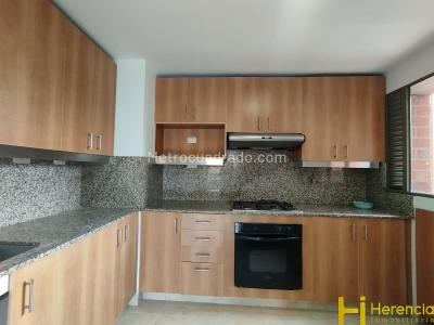 Apartamento de 3 alcobas en arriendo en Alejandria, Medellín, 143 m² · foto 8 de 10