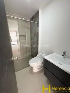 Apartamento de 2 alcobas en arriendo en La Castellana, Medellín, 196 m² · foto 8 de 12