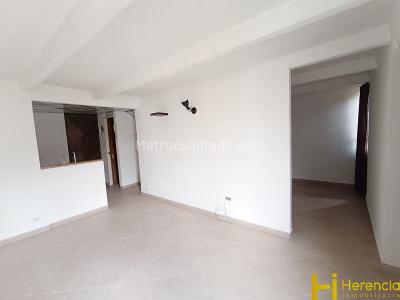 Apartamento de 2 alcobas en venta en Prado, Medellín, 52 m² · foto 5 de 20